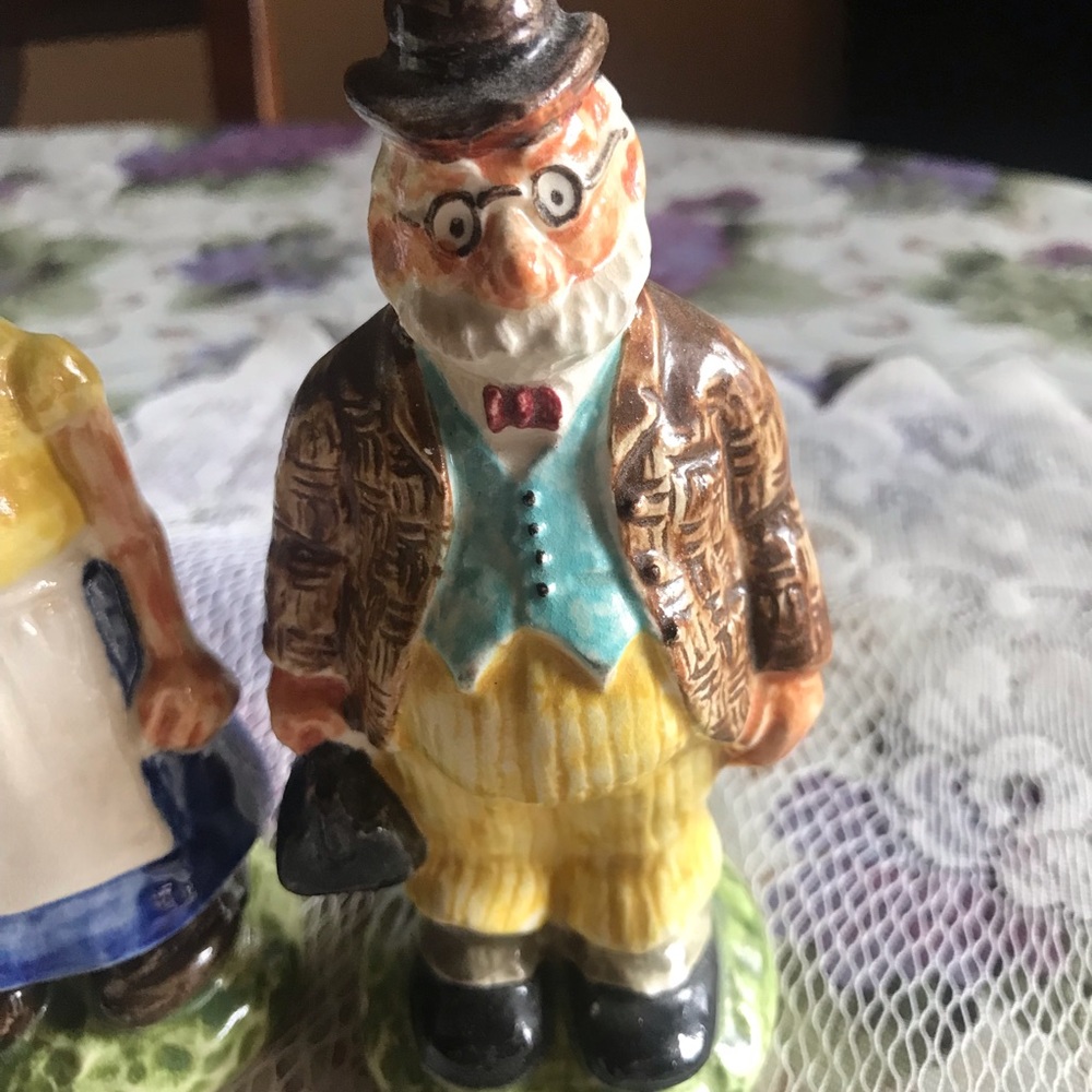 SALT & PEPPER SHAKERS VINTAGE - Picture 3 of 13